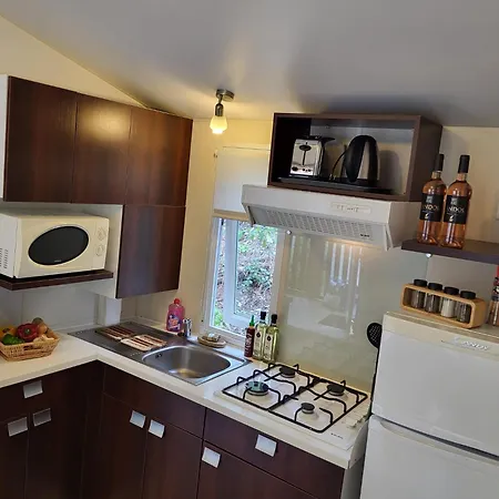 Mobilehome Lei Suves Cote D'azur Campsite *